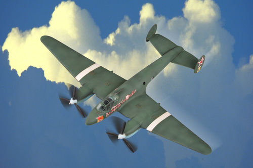 Hobby Boss, BOMBARDIERE SOVIETICO PE-2