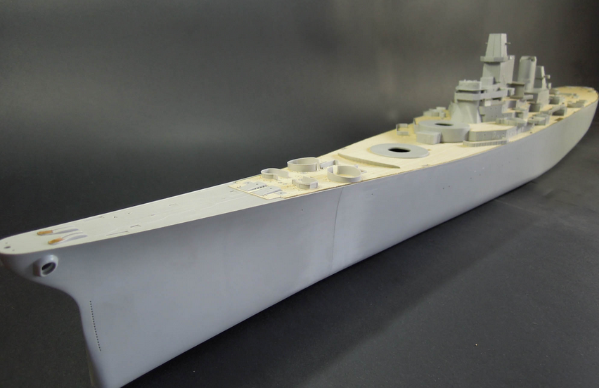 Artwox, USS IOWA BB-61/con ponte in legno PE